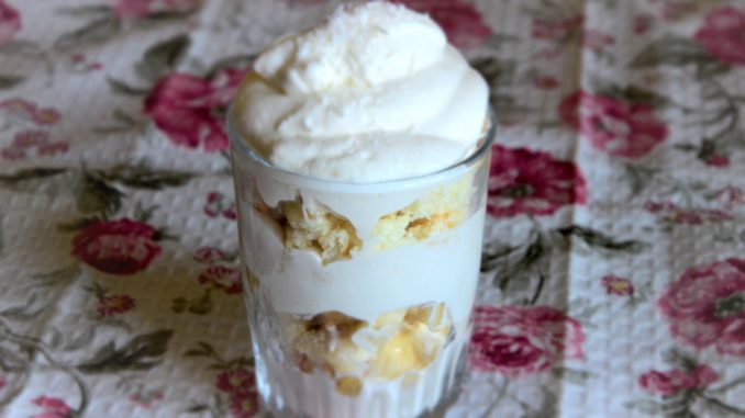 Banana trifle in a cup